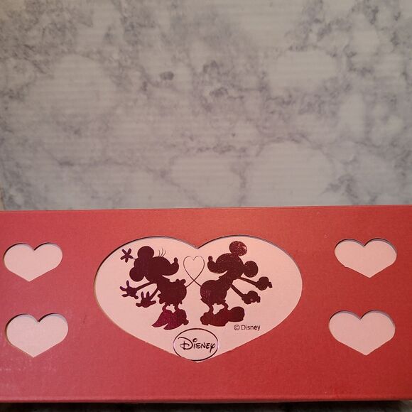 Sango Disney Mickey And Minnie Sweethearts Mugs Set of 2 VHTF - Picture 2 of 9